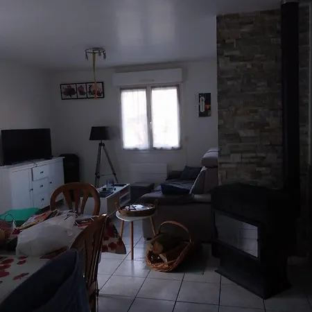 Les Vautours Apartment *